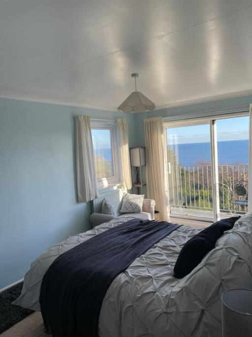 Stunning Charmouth Property With Bay Views! Exterior photo